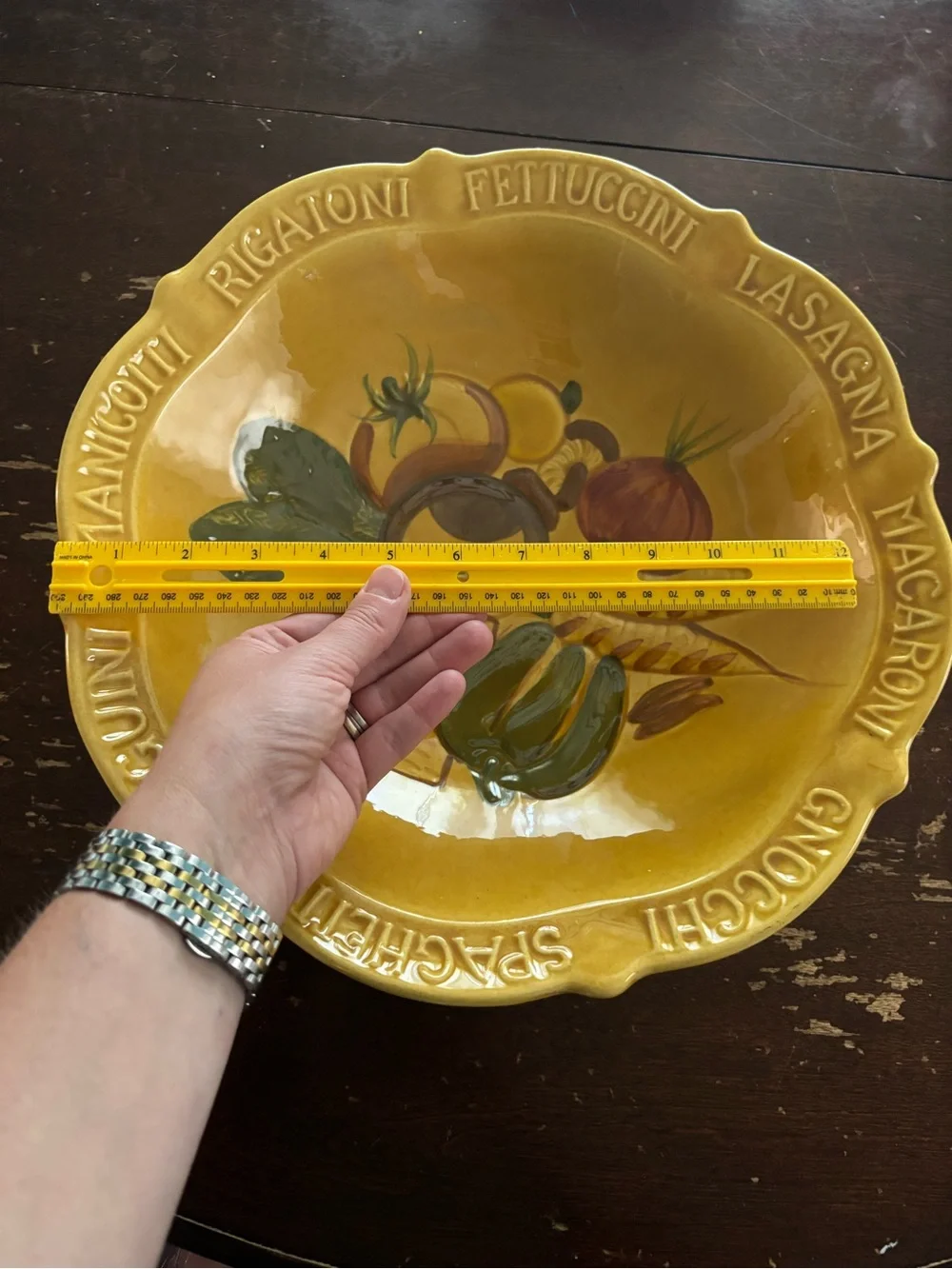 Vintage 14-3/8” California Pottery harvest gold pasta/serving ceramic bowl